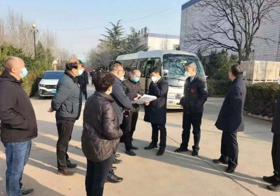 安陽(yáng)市委副書記、市長(zhǎng)高永深入集團(tuán)公司援建文峰區(qū)方艙隔離點(diǎn)改建項(xiàng)目實(shí)地調(diào)研